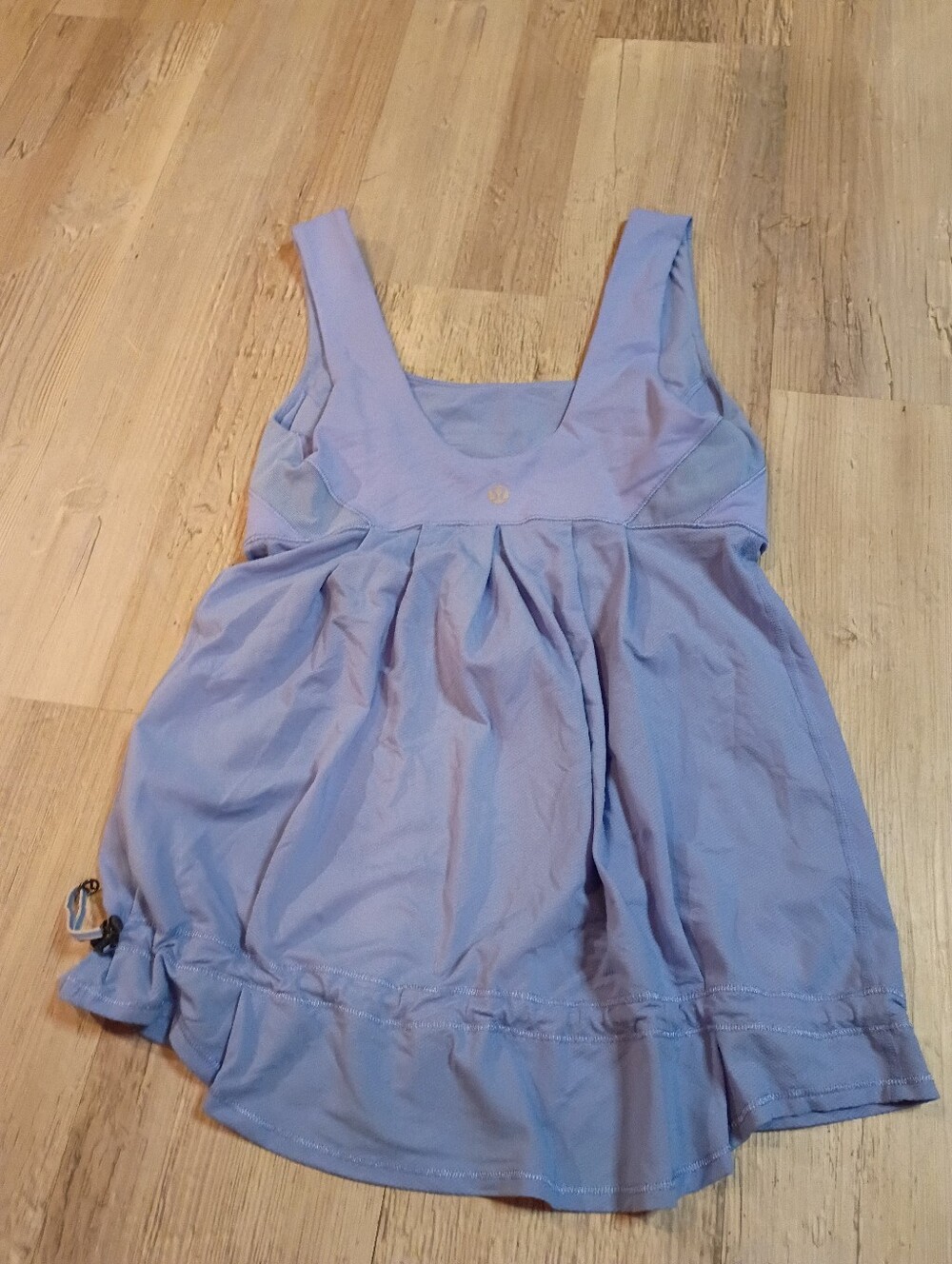 Lululemon - Picture 4 of 5